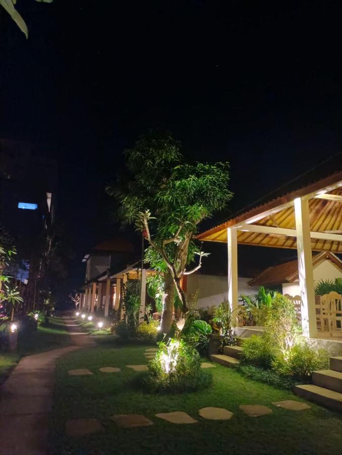 Utama Villas Beach Front Candidasa Ngoại thất bức ảnh