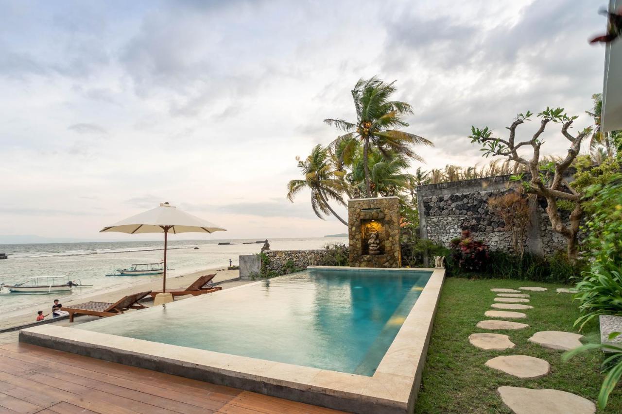 Utama Villas Beach Front Candidasa Ngoại thất bức ảnh