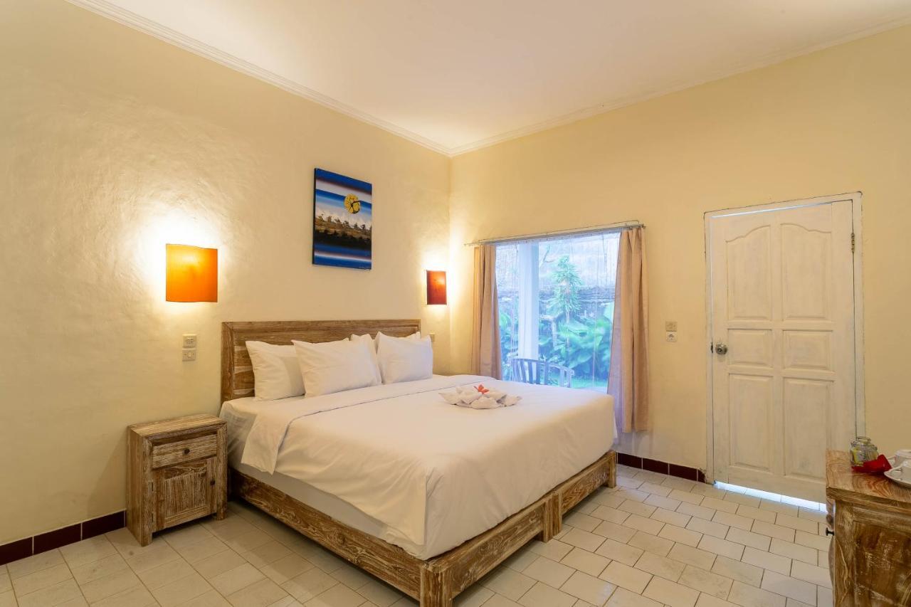 Utama Villas Beach Front Candidasa Ngoại thất bức ảnh