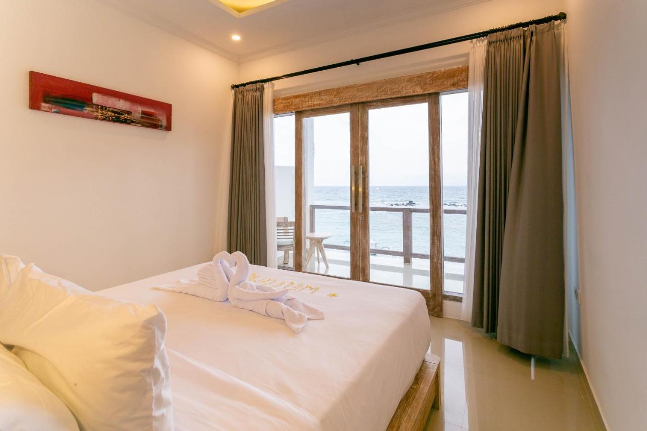 Utama Villas Beach Front Candidasa Ngoại thất bức ảnh