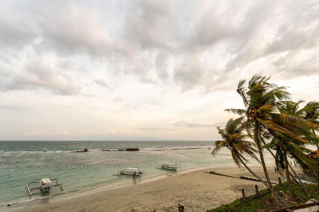 Utama Villas Beach Front Candidasa Ngoại thất bức ảnh