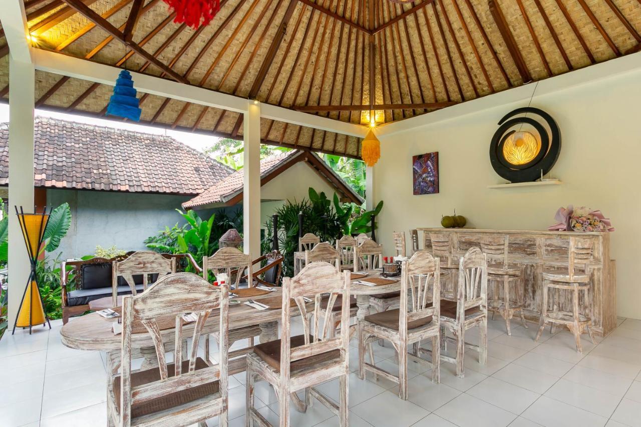 Utama Villas Beach Front Candidasa Ngoại thất bức ảnh