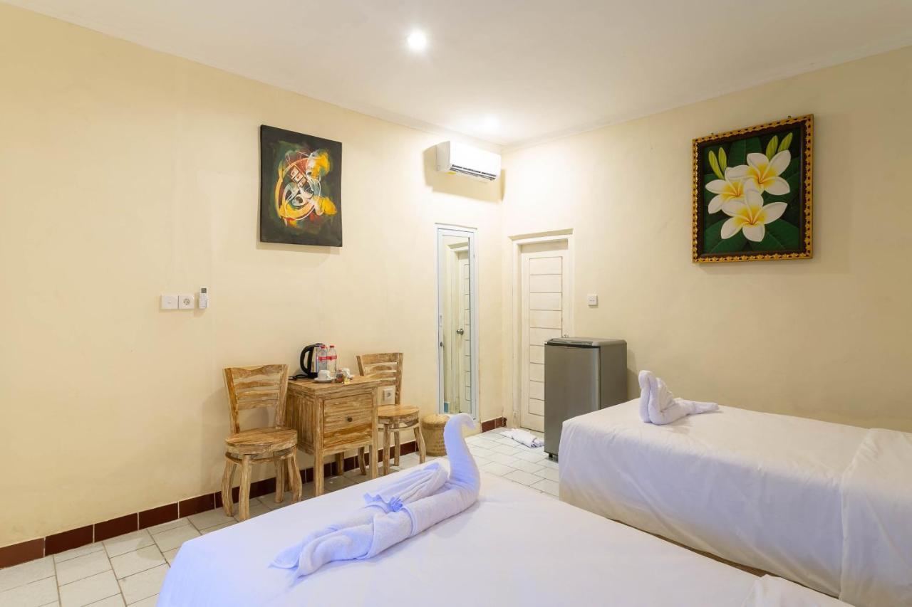 Utama Villas Beach Front Candidasa Ngoại thất bức ảnh
