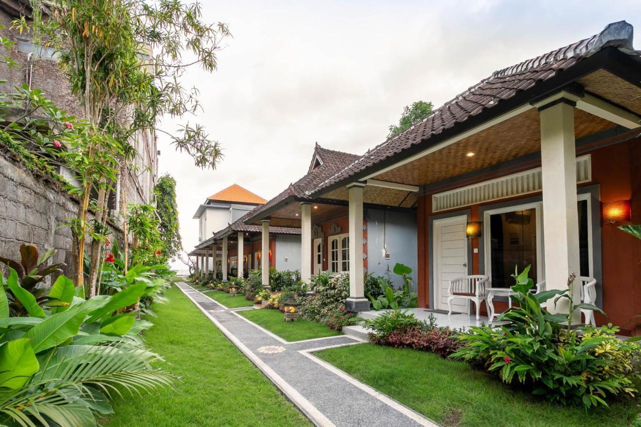 Utama Villas Beach Front Candidasa Ngoại thất bức ảnh